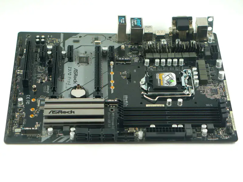 Scheda madre Asrock Z370 Pro4