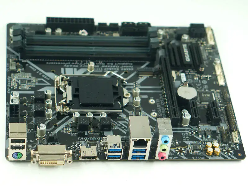 Scheda madre Gigabyte GA-Z370M DS3H