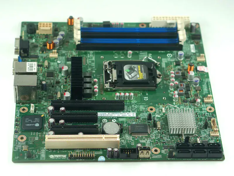 Scheda madre Intel S1200BTS