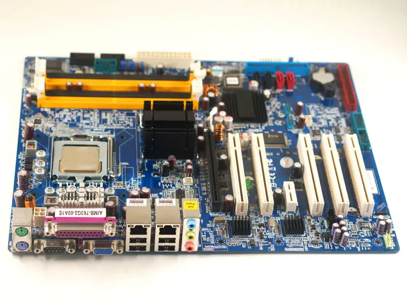 Scheda madre AIMB-763G2 di Advantech