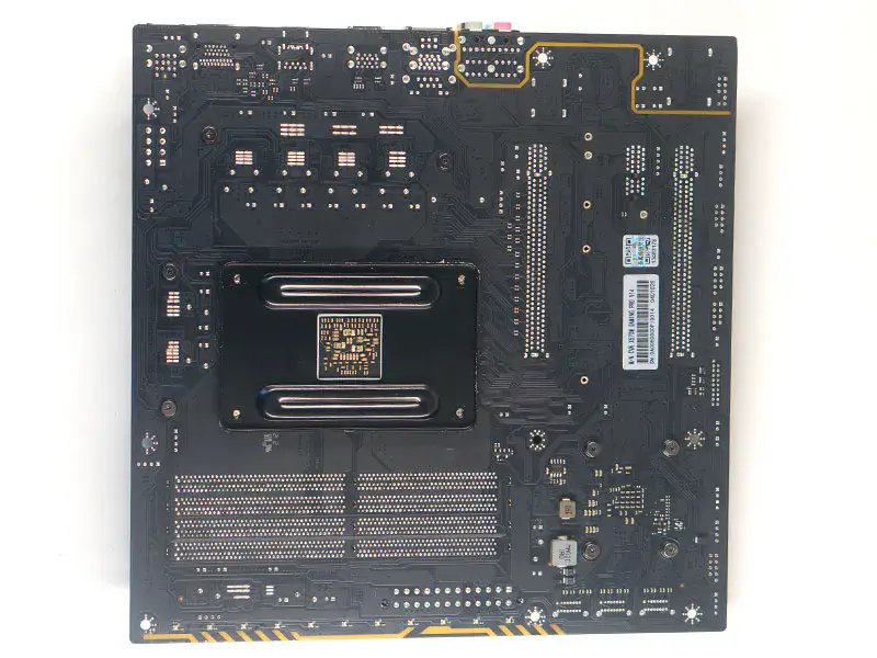 Scheda madre colorata CVN X570M GAMING PRO V14
