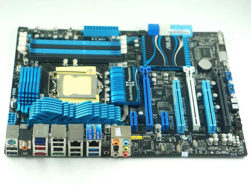 Scheda madre Asus P8P67 DELUXE LGA1155 P67