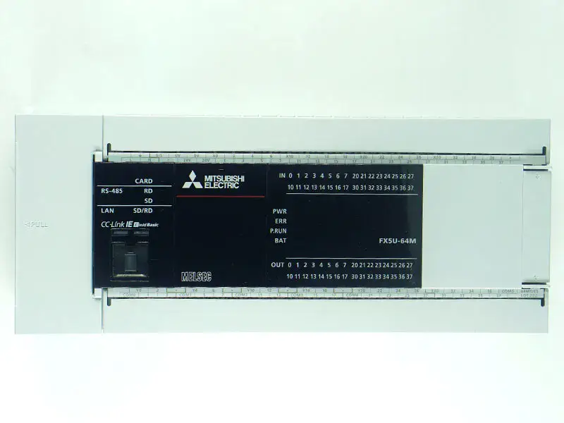 Modulo PLC Mitsubishi FX5U-64MT/ES