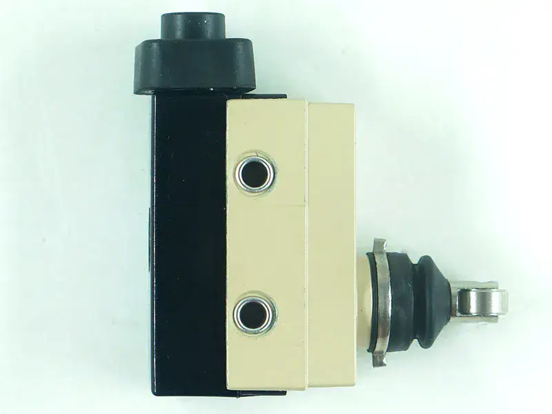Interruttore Omron ZC-N2155