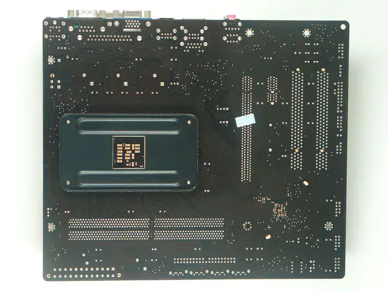 Asus M2N68-AM PLUS scheda madre AM2/AM2+ uATX