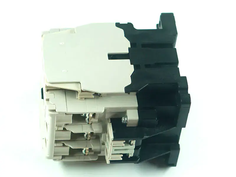 Contattore magnetico Mitsubishi S-T35