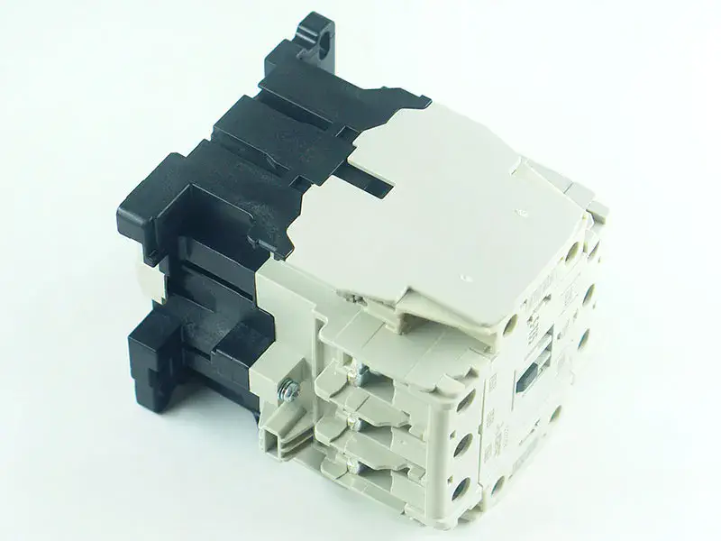 Contattore magnetico Mitsubishi S-T35