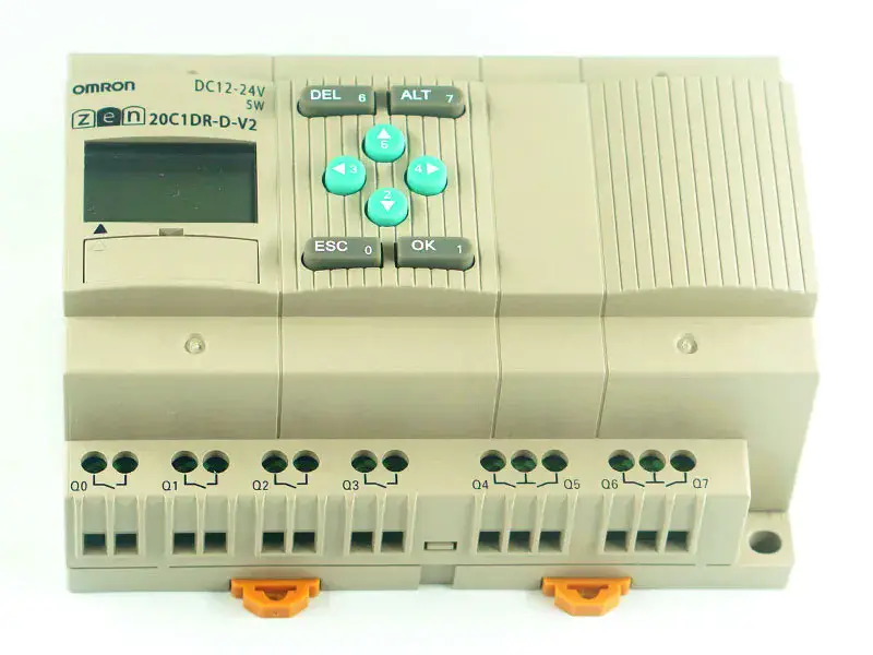 Modulo PLC Omron ZEN-20C1DR-D-V2