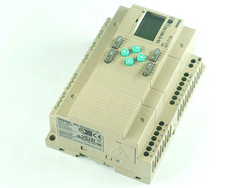 Modulo PLC Omron ZEN-20C1DR-D-V2