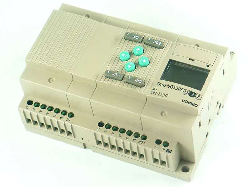 Modulo PLC Omron ZEN-20C1DR-D-V2