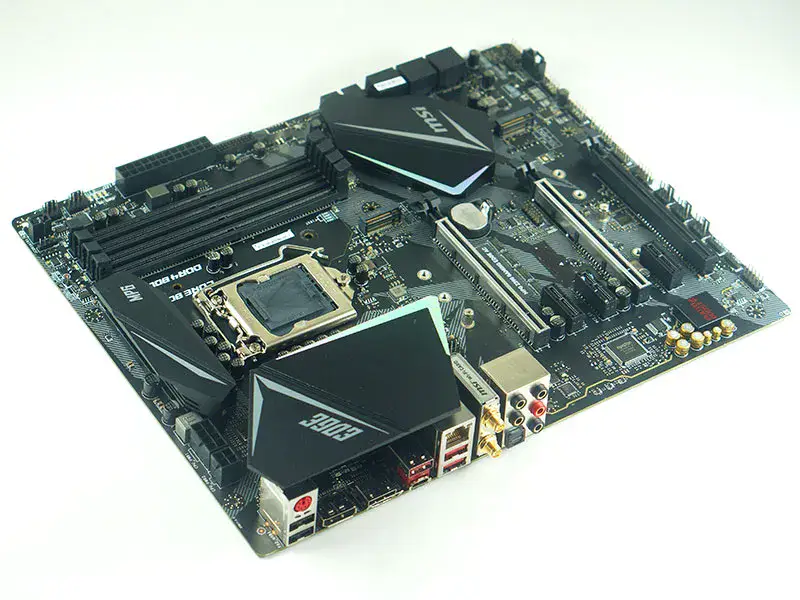 Scheda madre MSI MPG Z390 GAMING EDGE AC