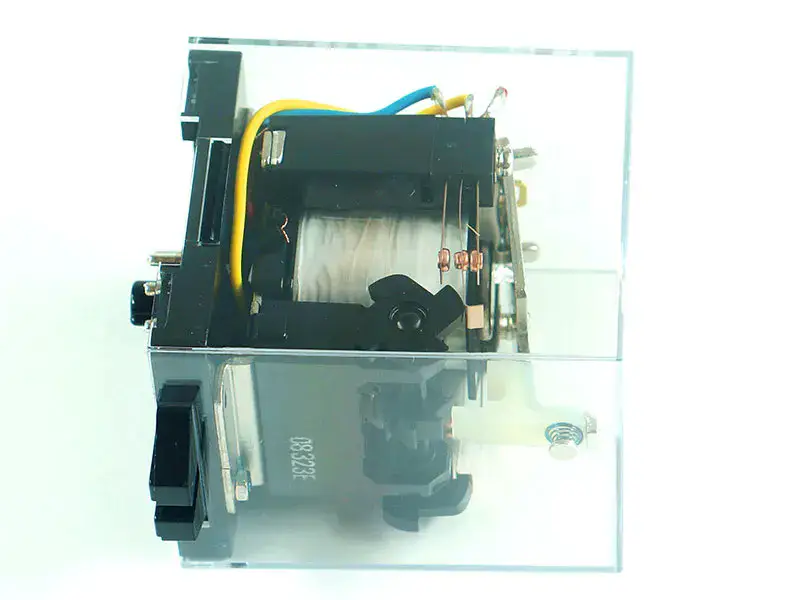 Relè Omron G4Q-212S DC24V