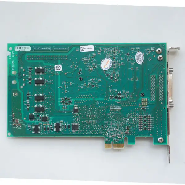 Scheda DAQ NI PCIe-6259