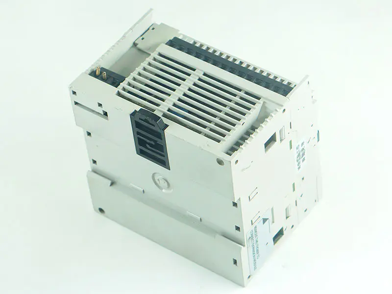 PLC IDEC FC4A-C24R2