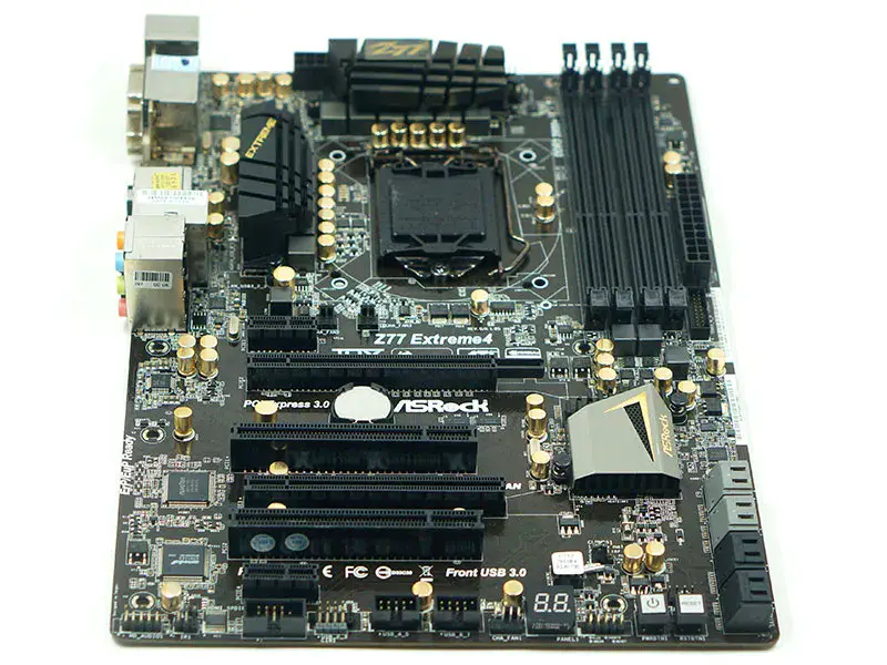 Scheda madre Asrock Z77 Extreme4