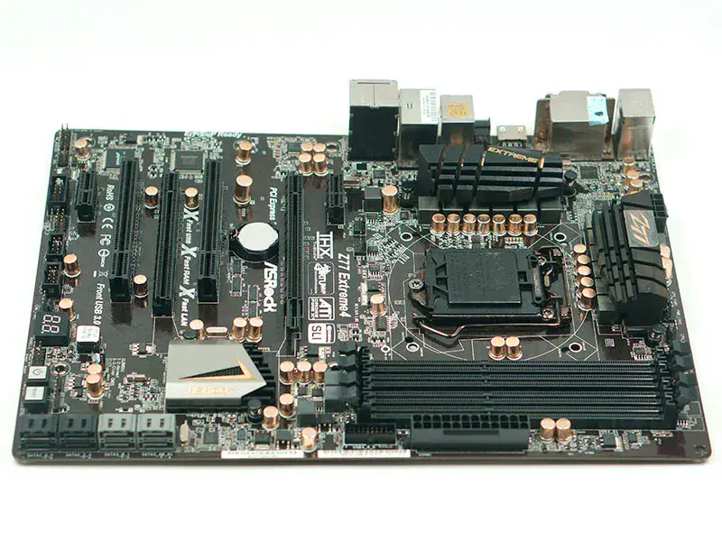 Scheda madre Asrock Z77 Extreme4