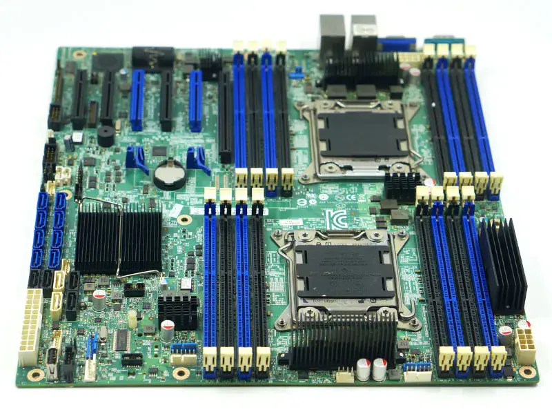 Scheda madre per server Intel S2600CP X79 LGA2011