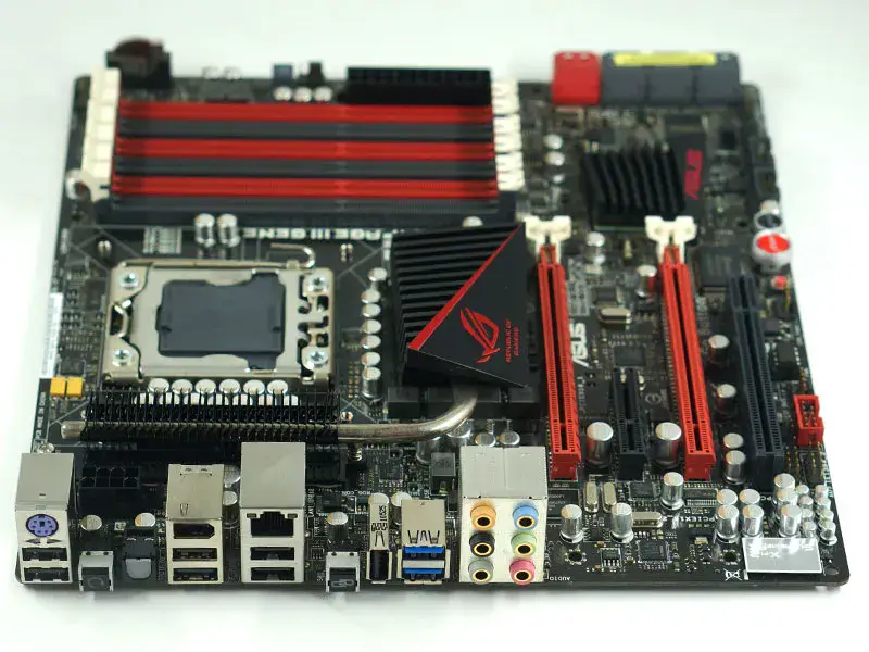 Scheda madre Asus Rampage III GENE