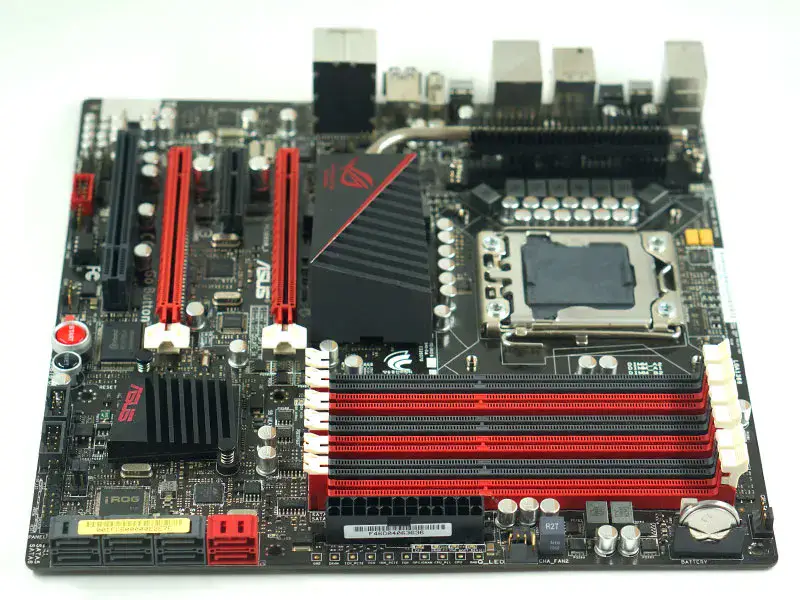 Scheda madre Asus Rampage III GENE