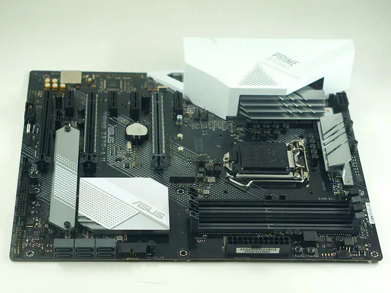 Scheda madre Asus PRIME Z370-A II