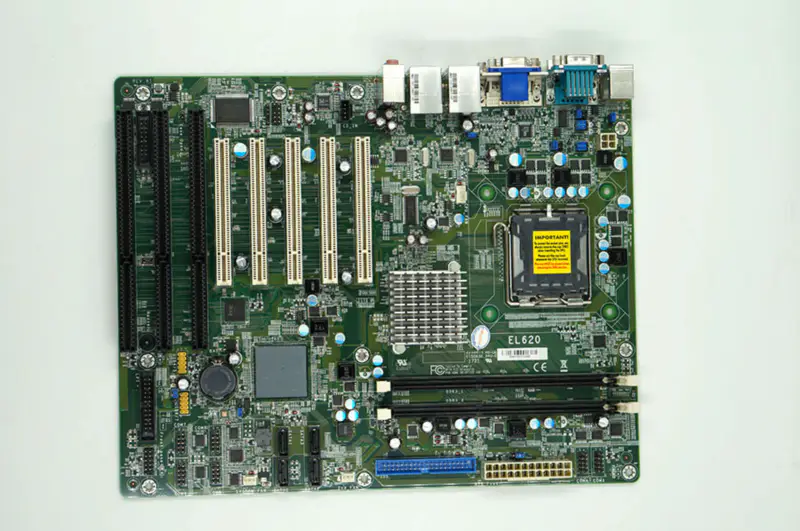 Scheda madre DFI EL620-C 774-EL6201-100G