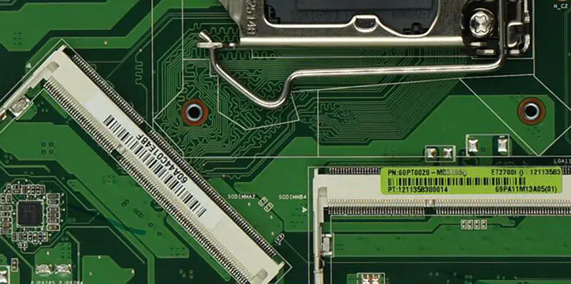 Scheda madre Asus ET2700I