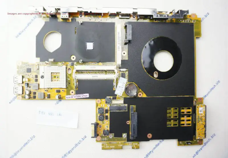 Scheda madre Asus F8V