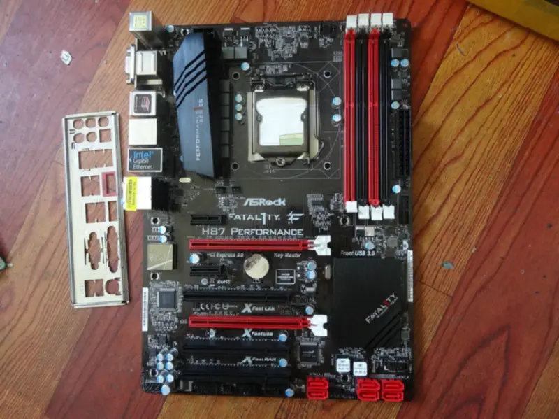 Scheda madre Asrock Fatal1ty H87 Performance