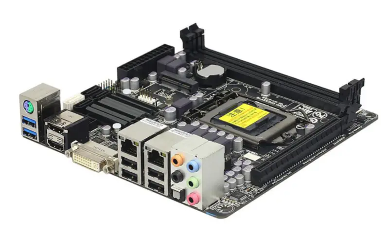 Scheda madre Gigabyte GA-B75N LGA 1155 DDR3