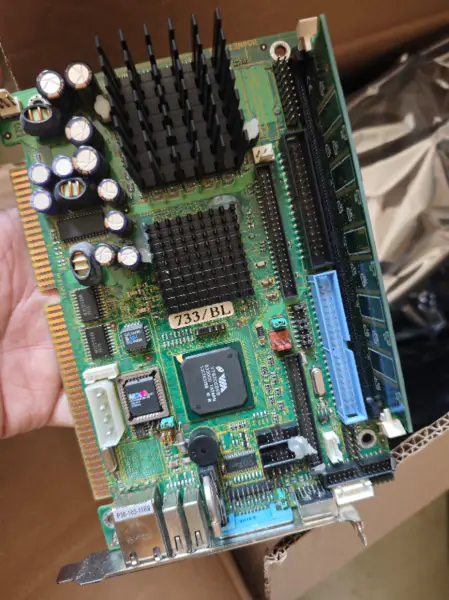 HORNET-910 Embedded VIA Eden/C3 half-size Scheda madre per apparecchiature industriali