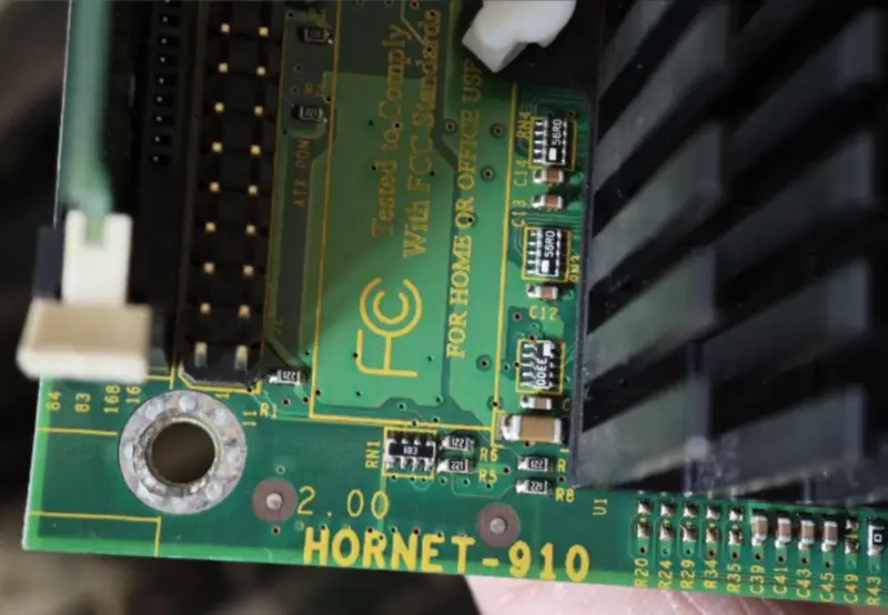HORNET-910 Embedded VIA Eden/C3 half-size Scheda madre per apparecchiature industriali