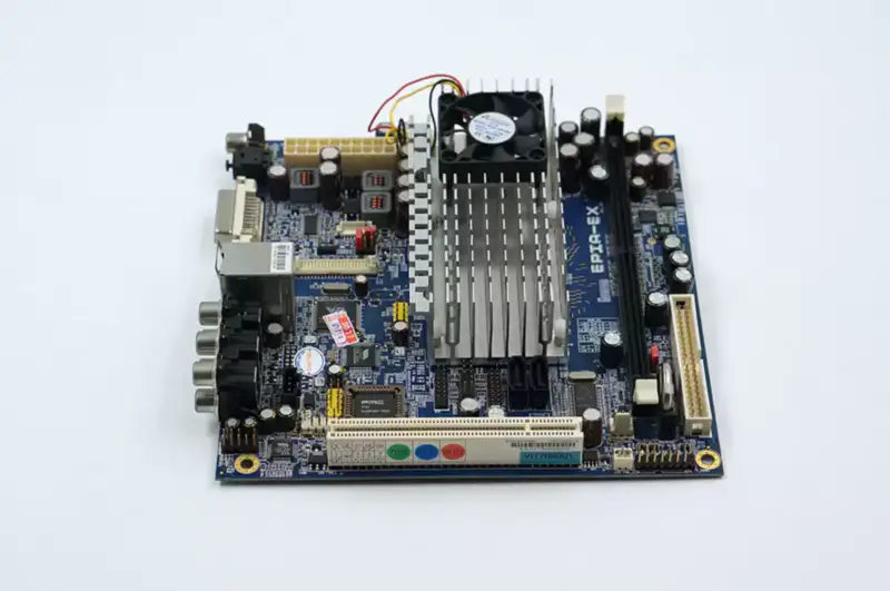 Scheda madre industriale VIA EPIA-EX15000G Mini-ITX