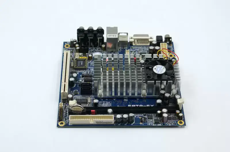 Scheda madre industriale VIA EPIA-EX15000G Mini-ITX