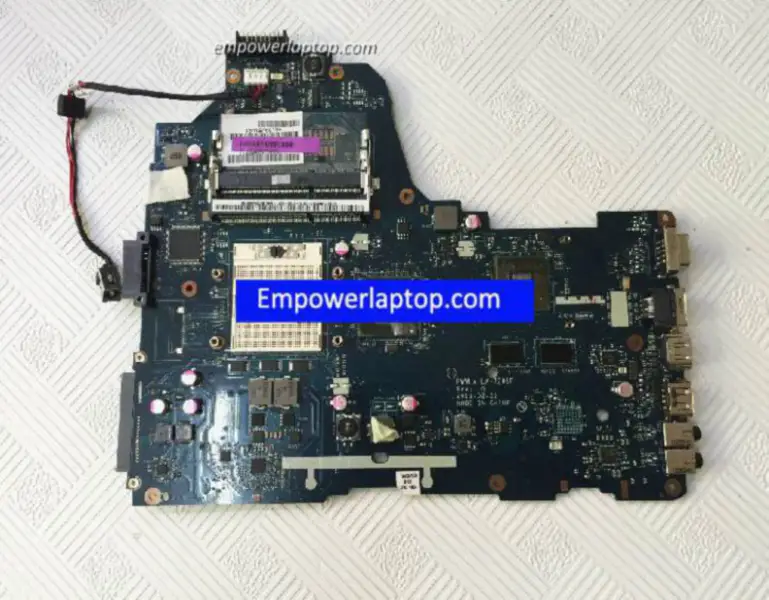 Scheda madre Toshiba SAEL C660 K000124380 LA-7201P