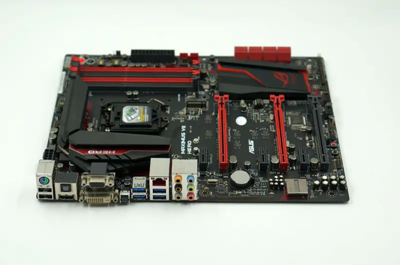 Scheda madre Asus MAXIMUS VII HERO