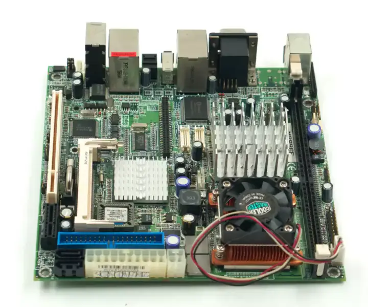 Scheda madre industriale mini-ITX IBASE MB896F MB896F-R