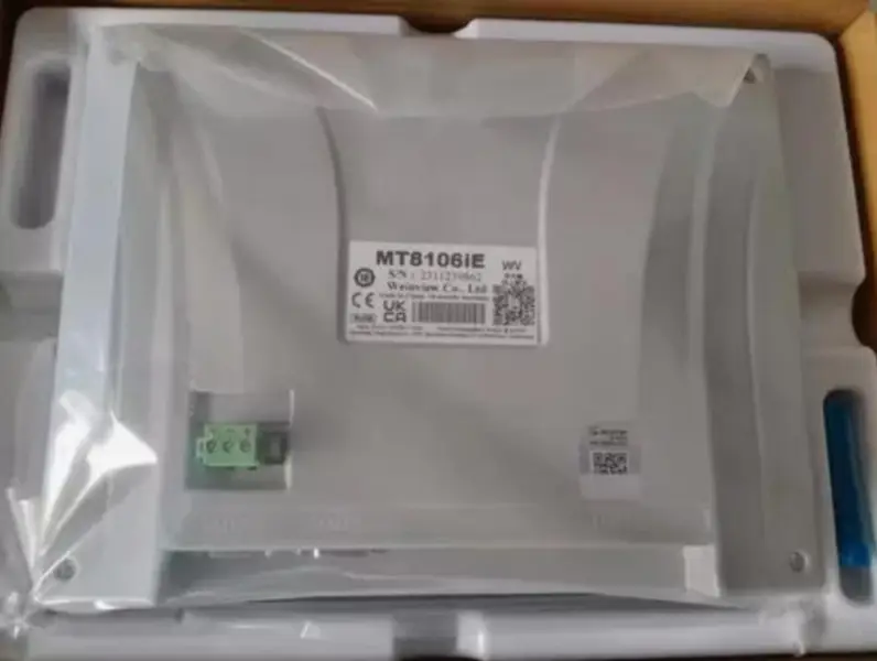 Interfaccia uomo-macchina Weintek MT8106IE