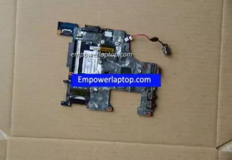Scheda madre Toshiba NB520 K000129210 LA-6858P