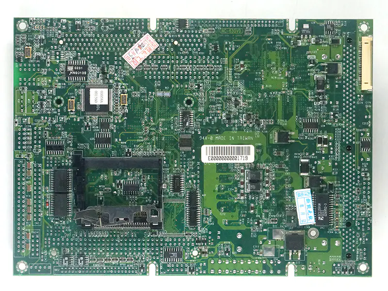 Scheda madre NC-670V3