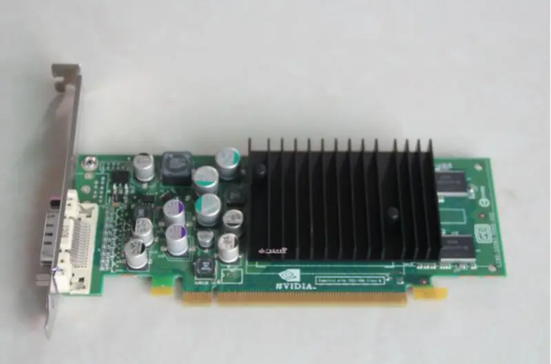 Scheda grafica Quadro NVS 285 128MB 64-bit PCI Express x16