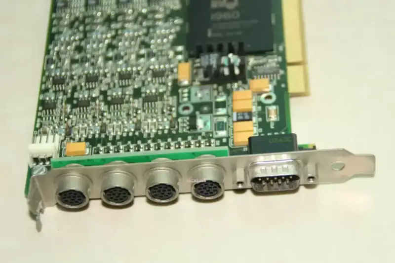 Scheda di acquisizione video per microscopio a fascio di elettroni VIPERQUAD OC-VIP0-QUAD0