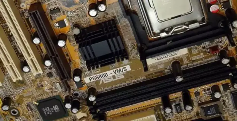Asus P5P800-VM/S 865G LGA 775 scheda madre con 2*IDE 2*SATA