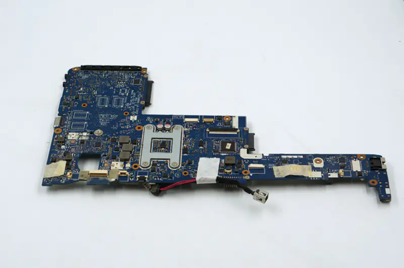 Scheda madre Toshiba P745 K000125740 LA-7101P