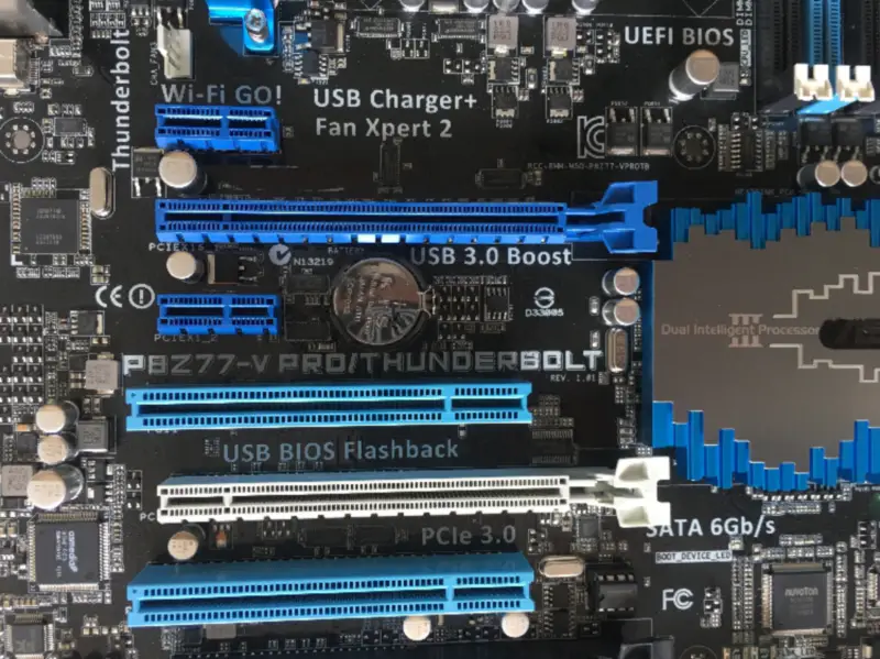 ASUS P8Z77-V PRO/Thunderbolt Scheda madre desktop Z77 Socket LGA 1155 i3 i5 i7 DDR3 32G ATX
