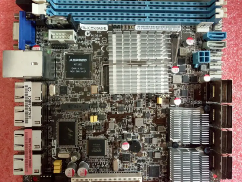 Scheda madre Asus P9A-I/C2550/SAS/4L