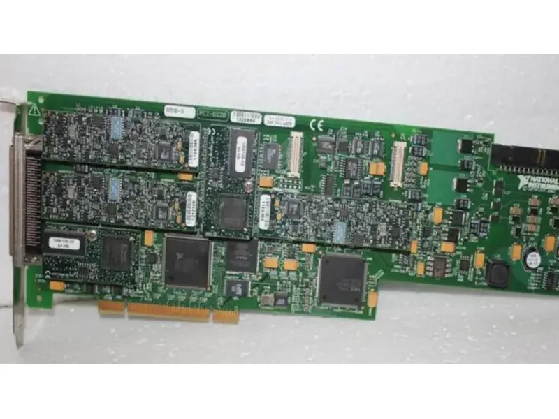 National Instruments PCI-6120 16bit scheda di acquisizione dati analogici simultanei