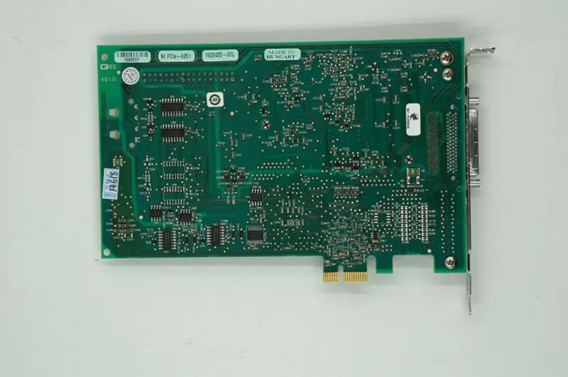 Scheda DAQ NI PCIE-6251