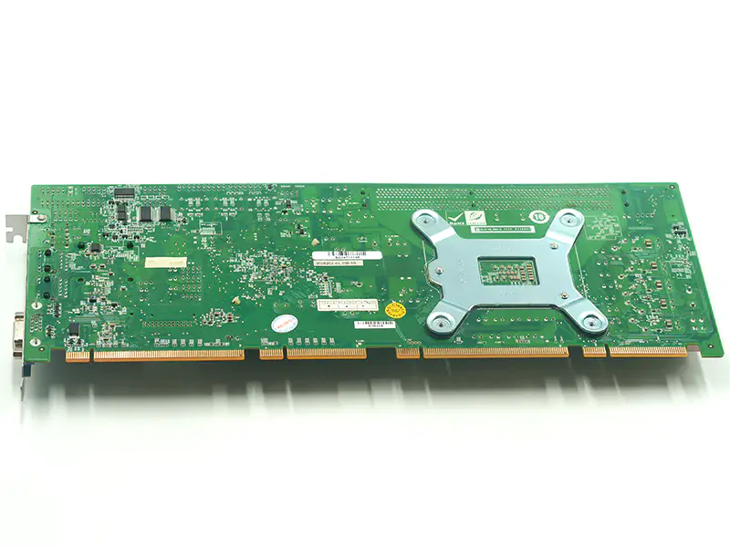 Scheda madre IEI PCIE-Q670-R20