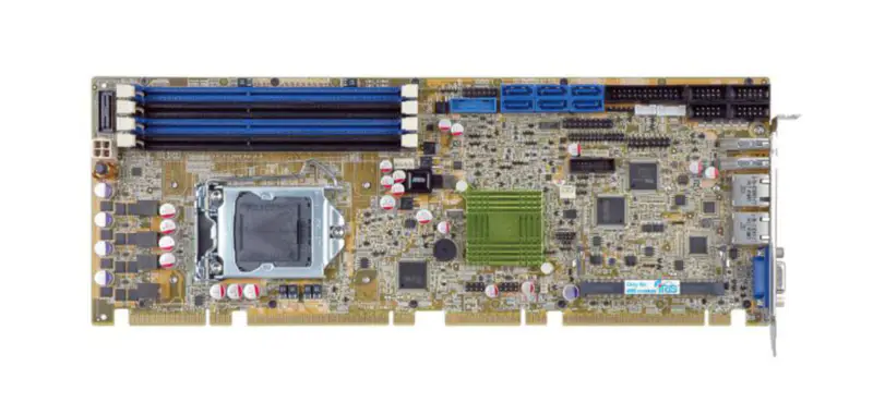 Scheda madre industriale IEI PCIE-Q870-i2-R10 Scheda CPU PICMG 1.3 a grandezza naturale
