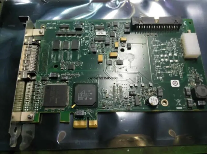 Scheda di acquisizione dati NI PCIe-6320 781043-01
